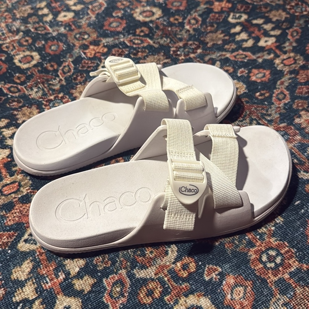 Chaco chillos slides